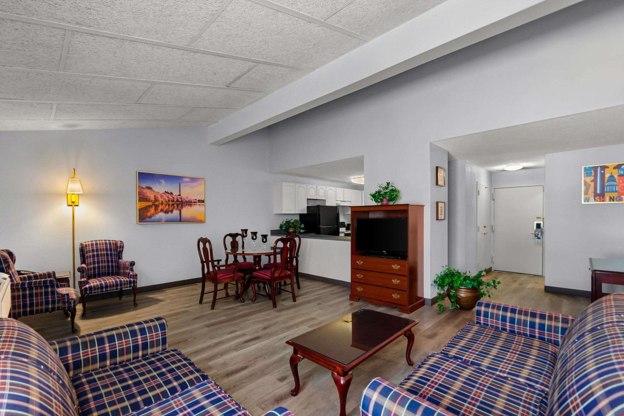 Clarion Inn Falls Church-Arlington Exteriér fotografie