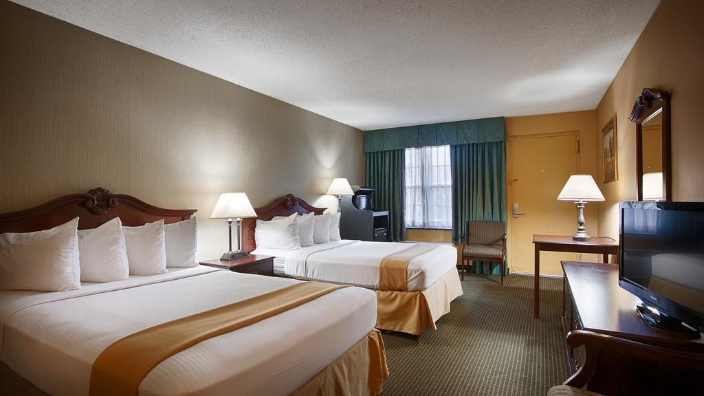 Clarion Inn Falls Church-Arlington Exteriér fotografie