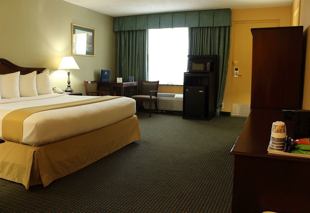 Clarion Inn Falls Church-Arlington Exteriér fotografie