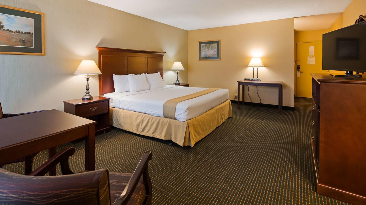 Clarion Inn Falls Church-Arlington Exteriér fotografie